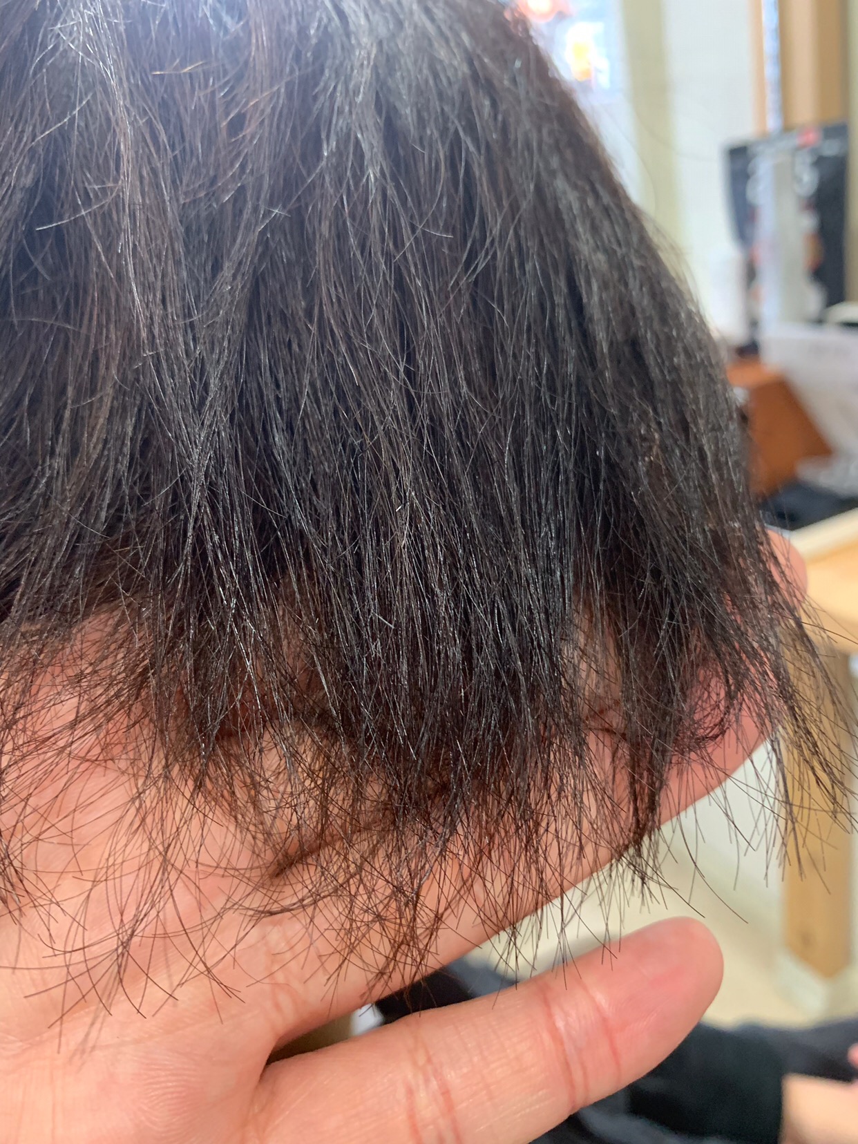 パーマの失敗でチリチリになった髪を【ビビリ矯正】で艶髪。原宿・表参道『1000人をツヤ髪にヘアケア美容師の挑戦』