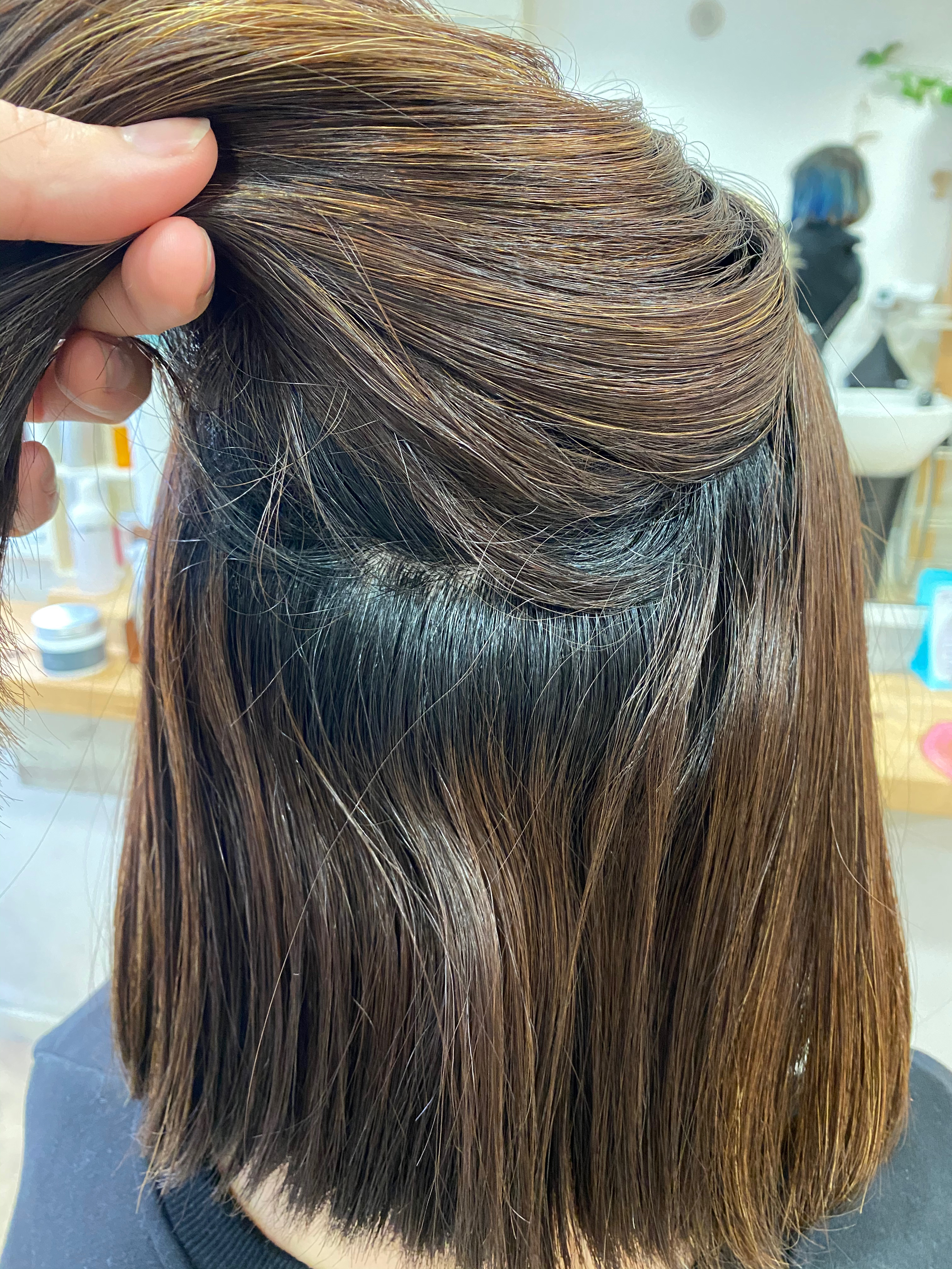 ハイライトの入った髪の縮毛矯正。原宿・表参道『髪のお悩みを解決するヘアケア美容師の挑戦』
