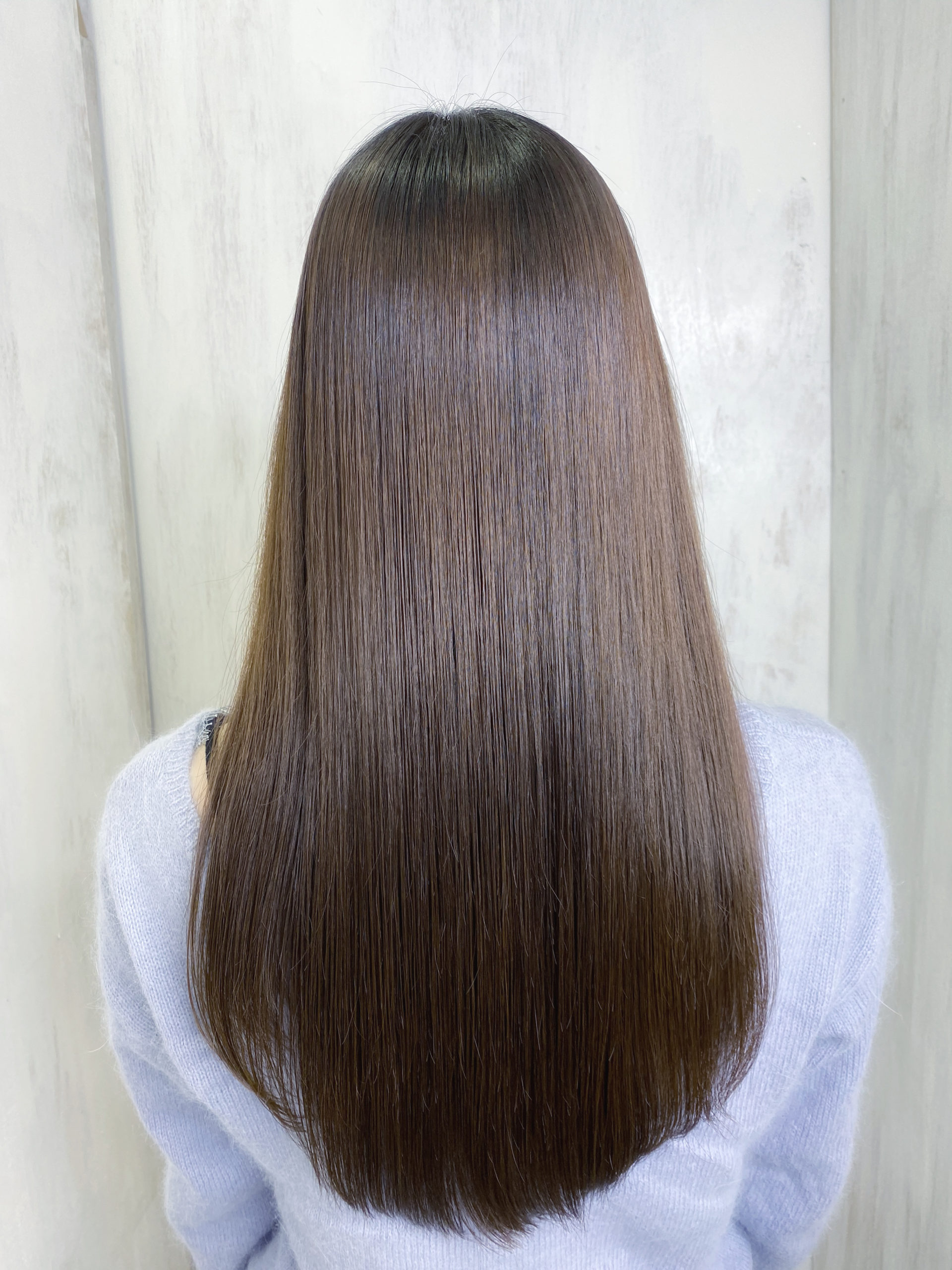 LULUトリートメント×縮毛矯正で輝く艶髪。原宿・表参道『髪のお悩みを解決するヘアケア美容師の挑戦』