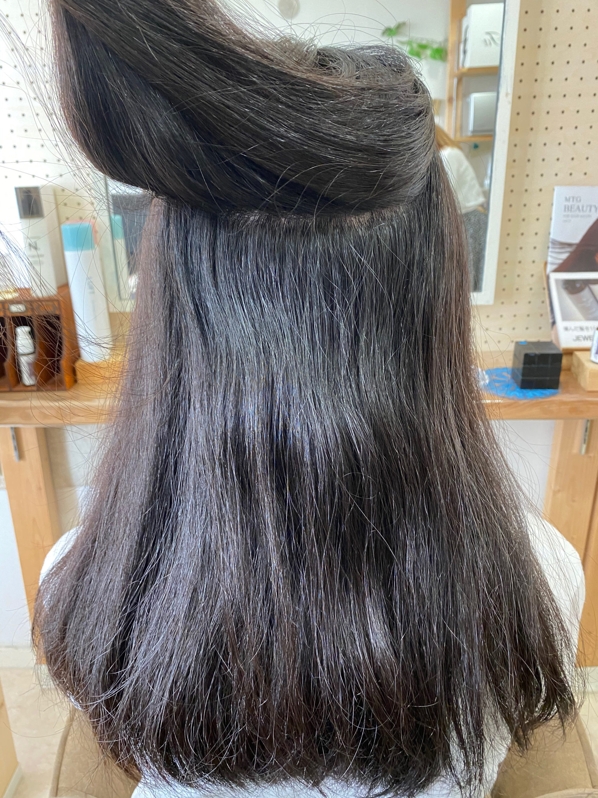 パサつきの気になる髪をジュエリーシステムシリーズ×縮毛矯正で艶髪。原宿・表参道『髪のお悩みを解決するヘアケア美容師の挑戦』