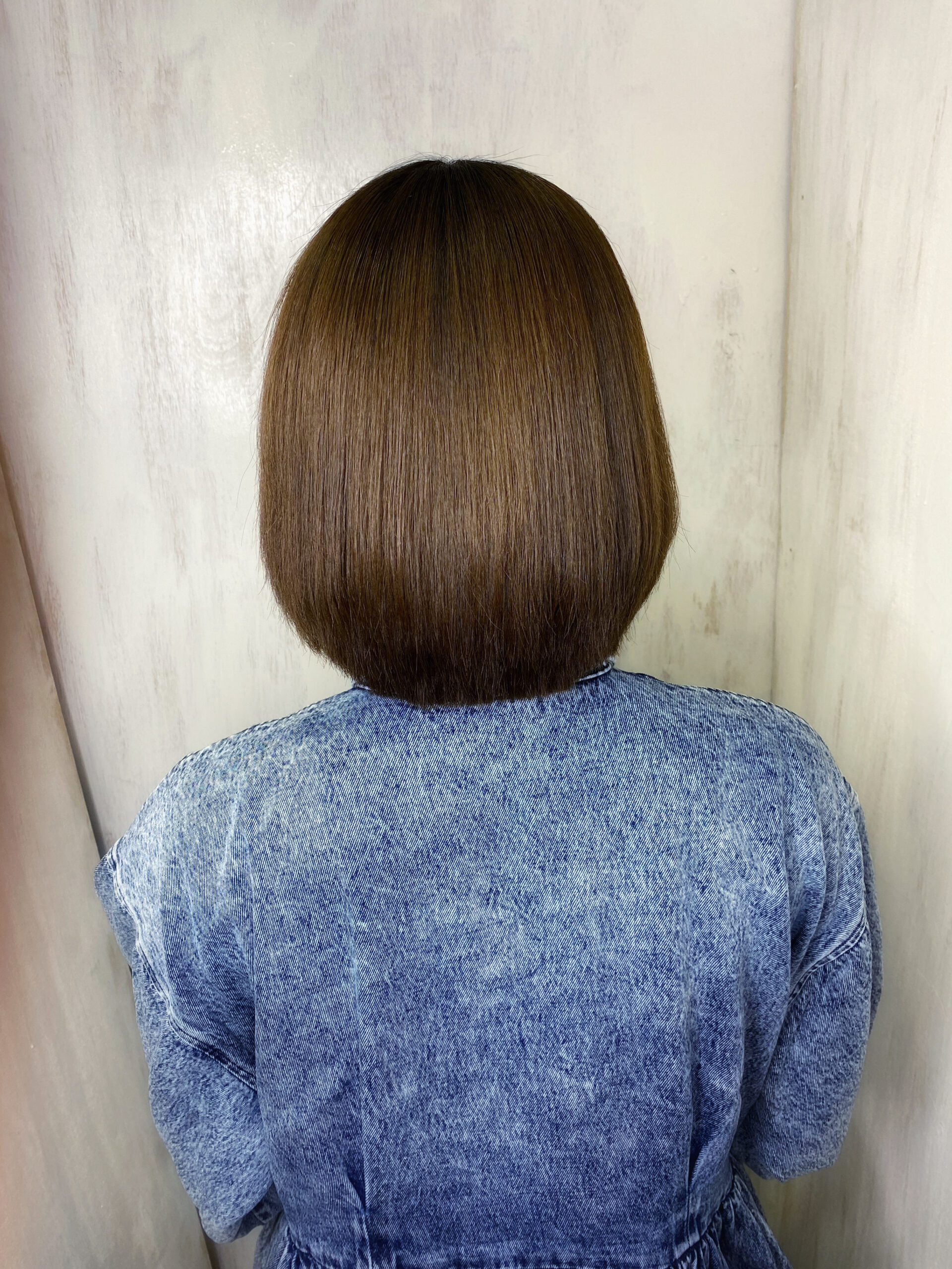 ジュエリーシステム×LULUトリートメント×縮毛矯正でパサつきが気になる方を艶髪ストレートヘア。